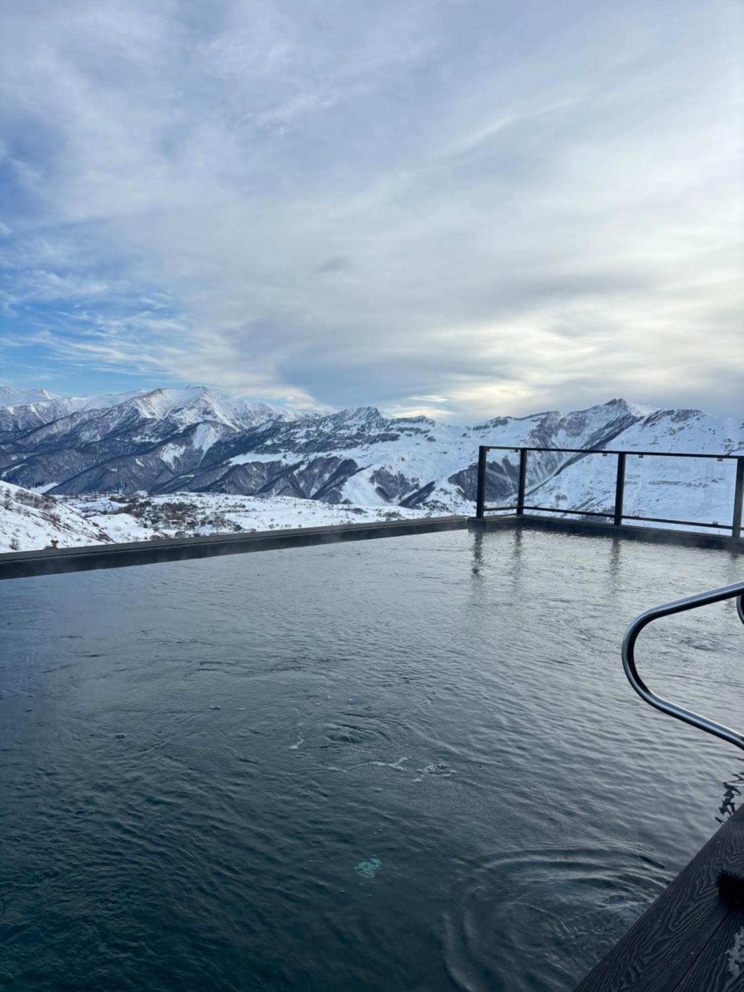 Ski Point Apartment Gudauri Bagian luar foto
